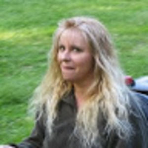 Meet your Posher, Suzanne